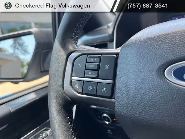 Used 2023 Oxford White Ford XLT image 31