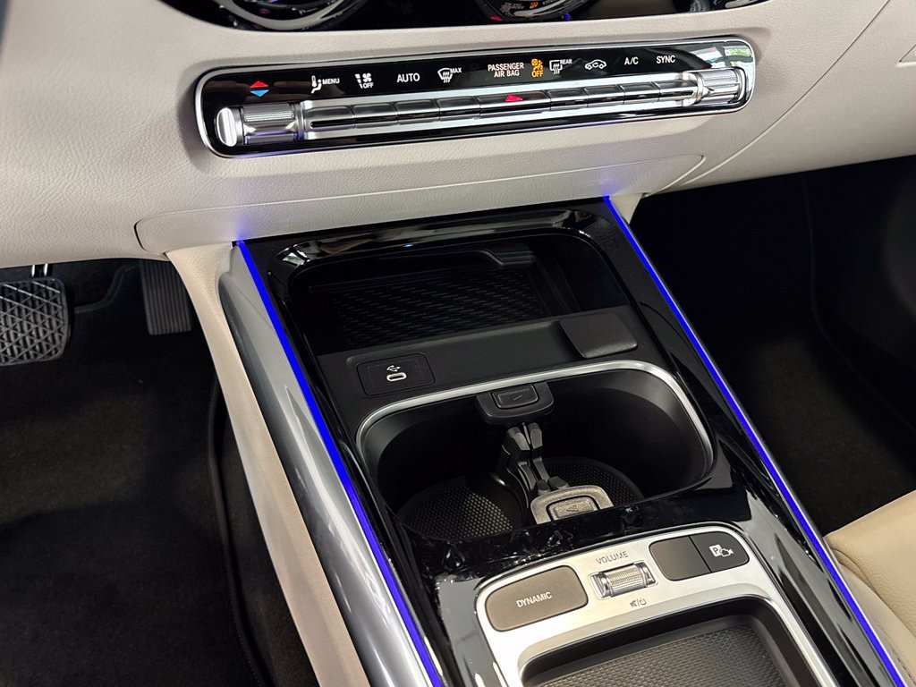 New 2026 Polar White Mercedes-Benz GLA 250 image 53