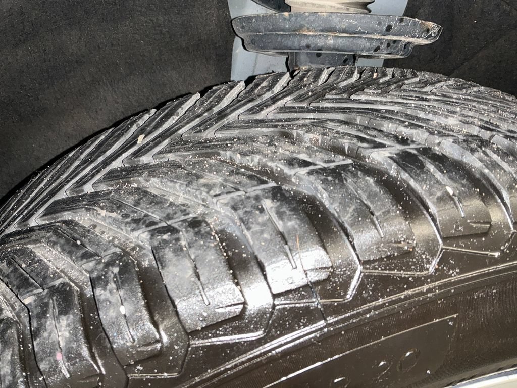 Used 2019 DARK SKY METALLIC GMC Denali image 12