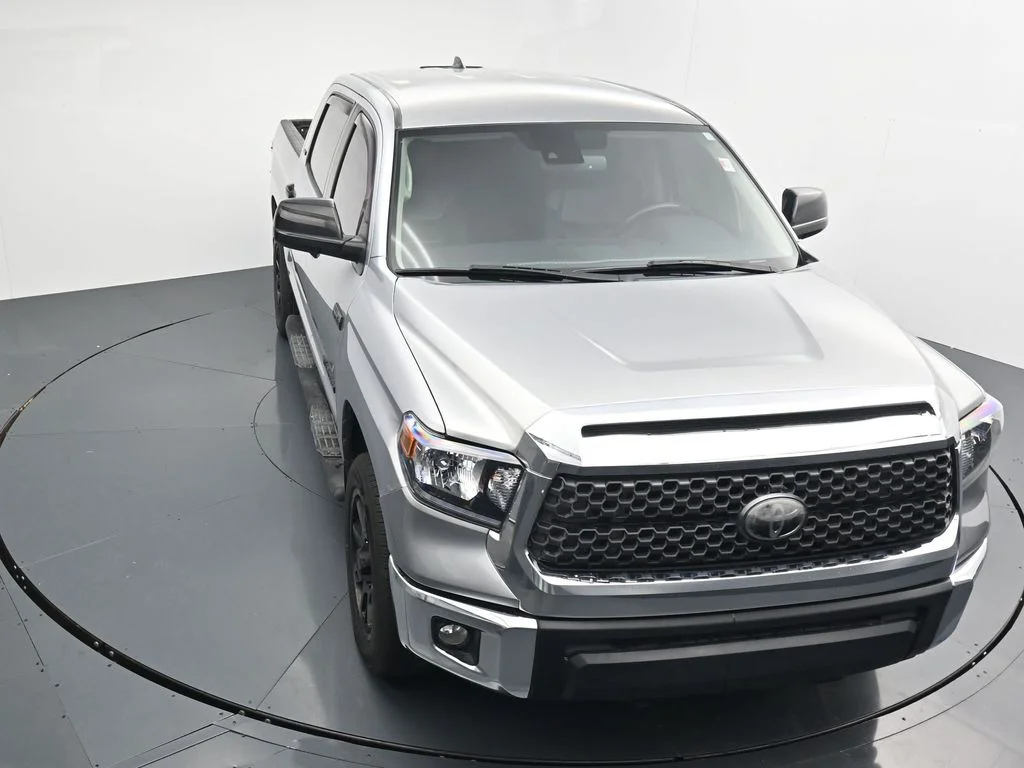 Used 2021 Silver Toyota SR5 image 21