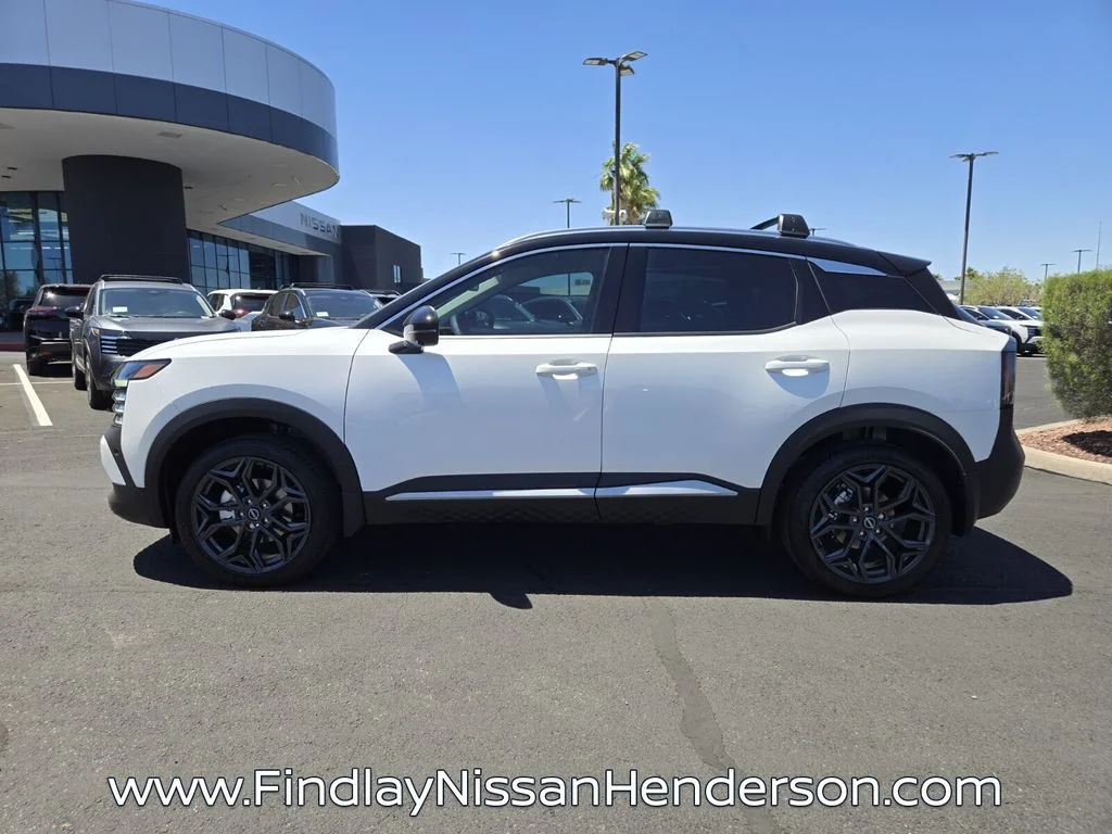 New 2026 White Nissan SR image 3