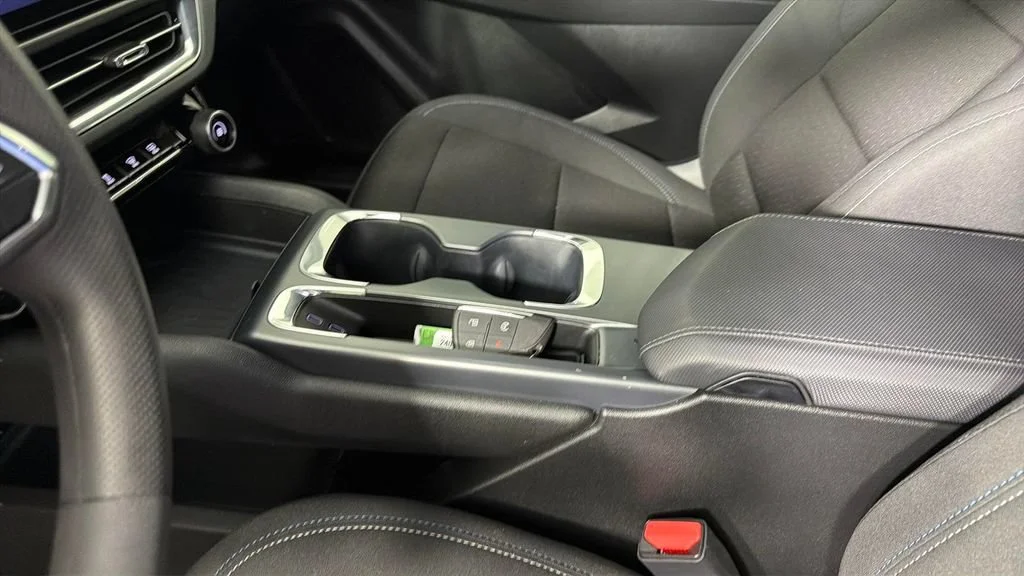 Used 2025 Black Chevrolet LT image 23