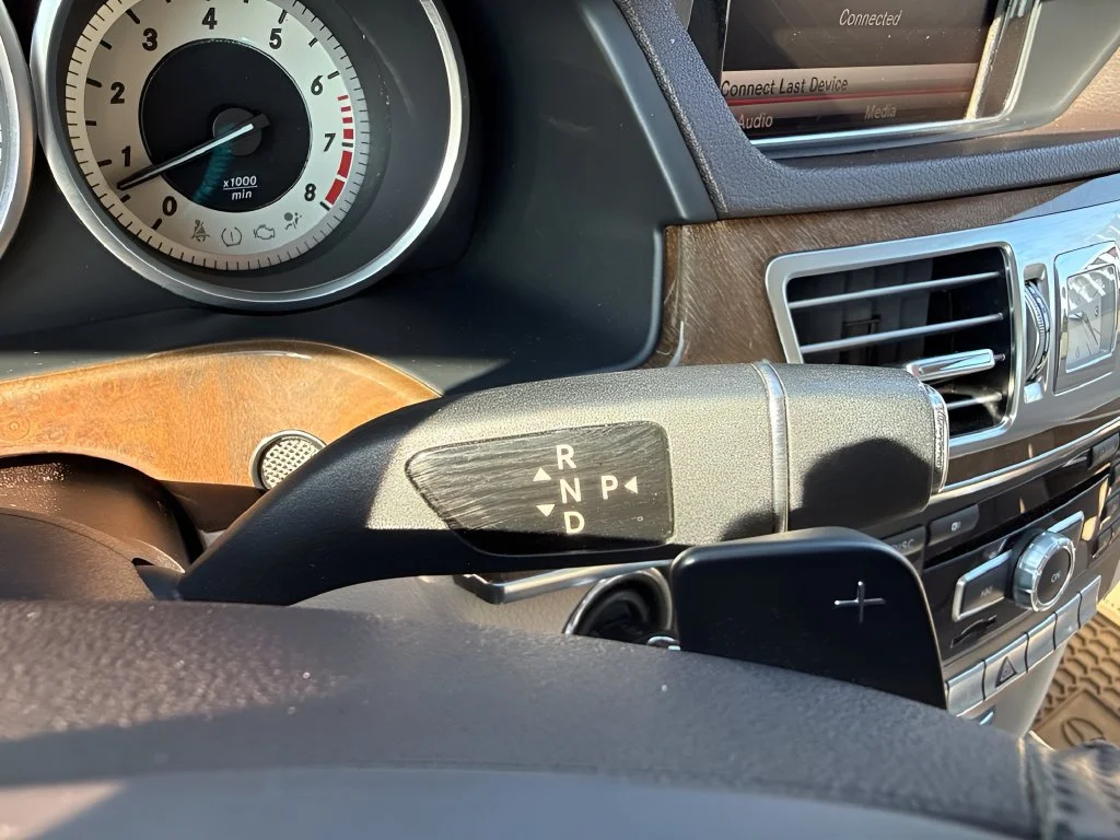 Used 2014  Mercedes-Benz E 350 Luxury image 18