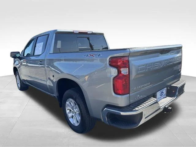 Used 2023 Gray Chevrolet LT image 5