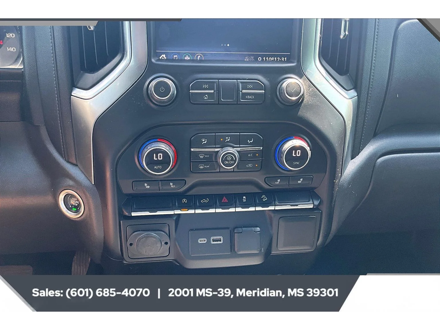 Used 2021 MOSAIC BLACK METALLIC Chevrolet LT image 22