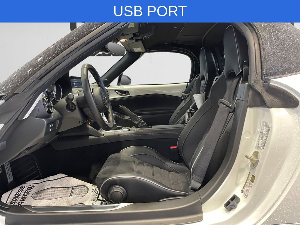 Certified Used 2024 Snowflake White Pearl Mazda Club image 8