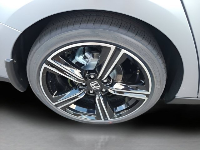 New 2026 Solar Silver Metallic Honda SE image 9