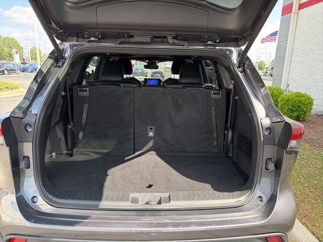 Used 2025 Gray Toyota XSE image 14