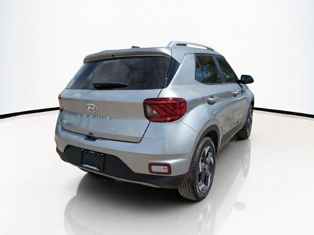 New 2026 Silver Hyundai SEL image 5