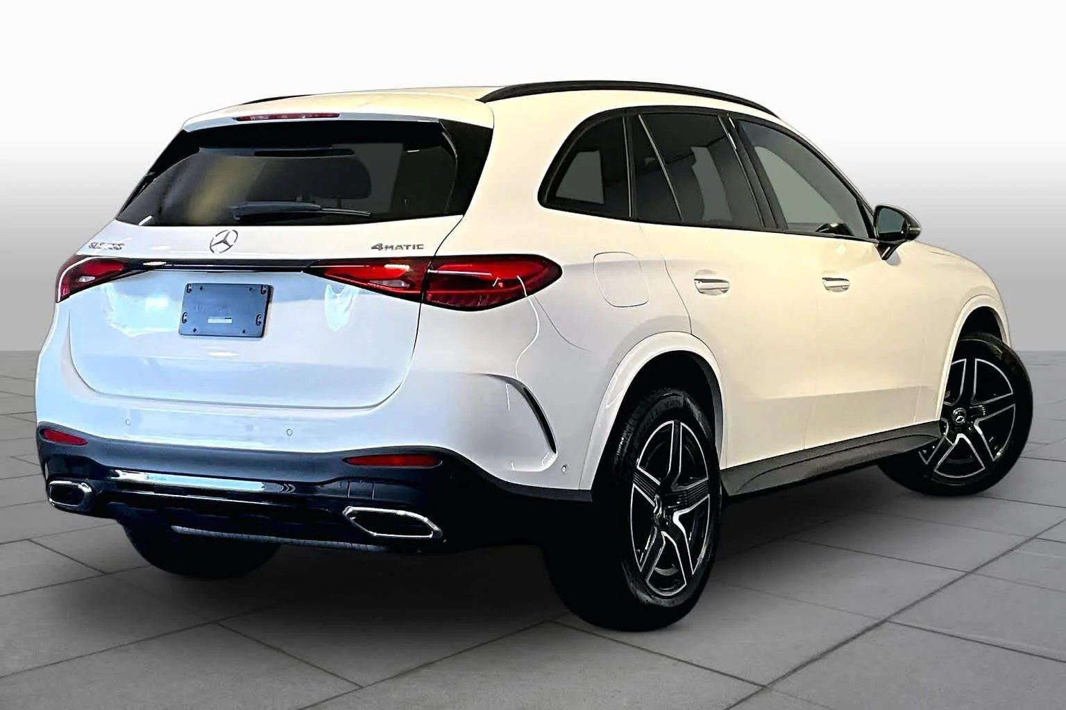 Certified Used 2025 Polar White Mercedes-Benz GLC 300 image 13