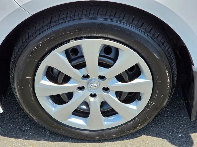 Used 2024 White Toyota LE image 18