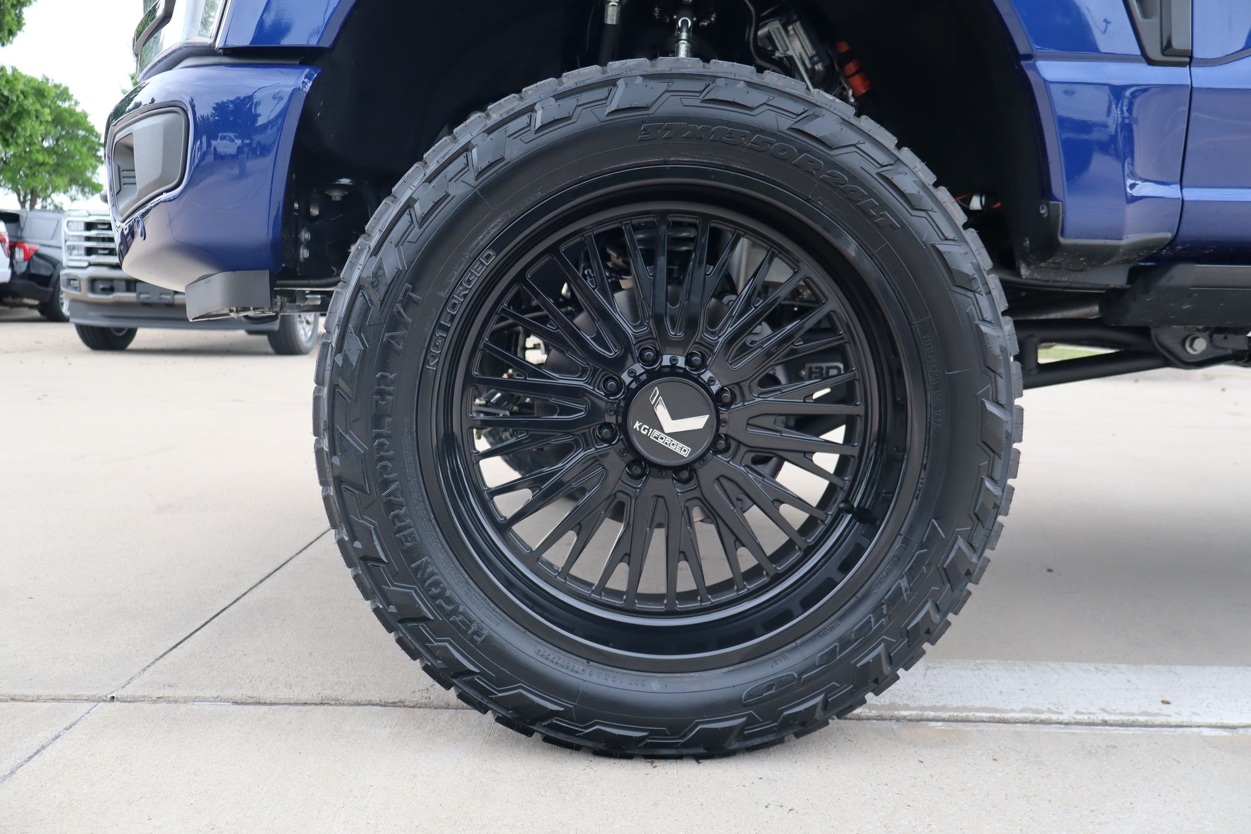 New 2026 Argon Blue Metallic Ford F-250® Platinum® image 10