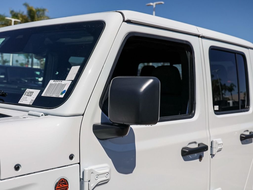 New 2026 Bright White Clear-Coat Exterior Paint Jeep Mojave image 11