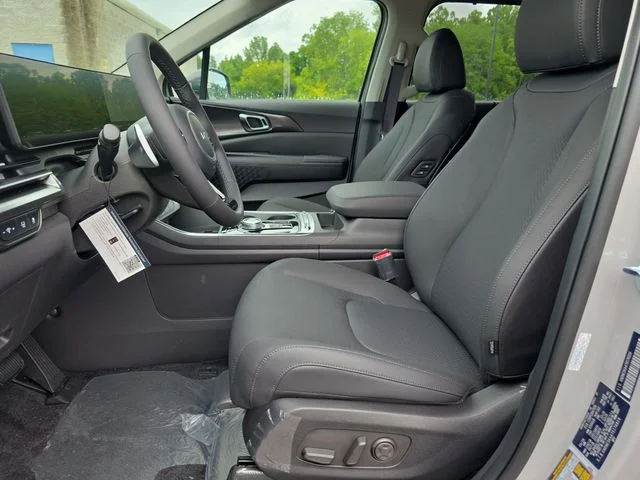 New 2026 Ceramic Silver Kia SX Prestige image 5