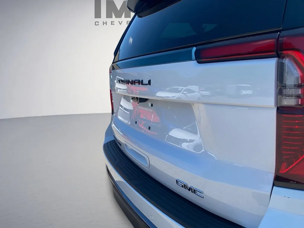 New 2026 Glacier White Tricoat GMC Denali Ultimate image 44