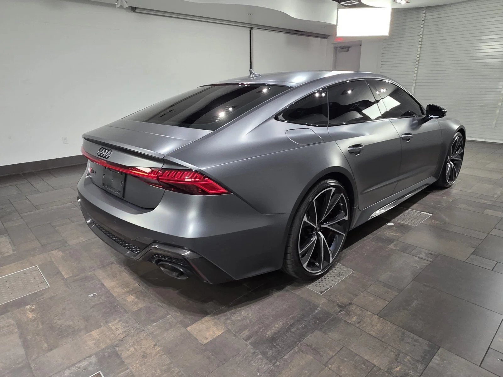 Used 2023 Exclusive Matte Gray Paint Audi 4.0T TFSI quattro image 24