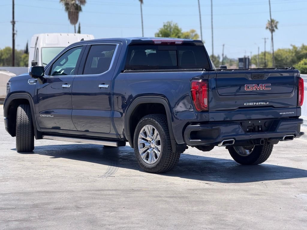 Used 2022 Pacific Blue Metallic GMC Denali image 3