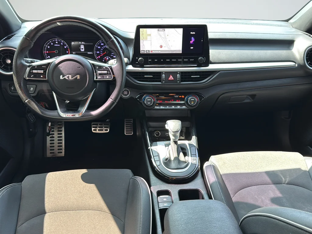 Certified Used 2023 Gray Kia GT-Line image 9