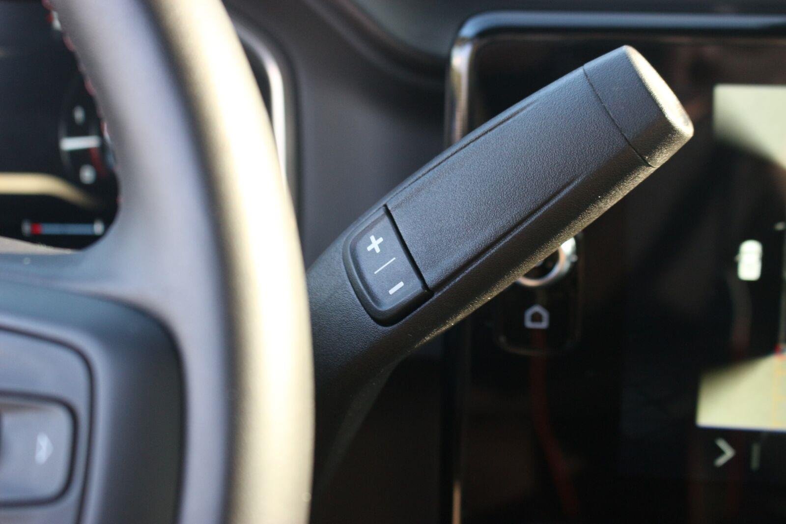 Used 2026 Onyx Black GMC AT4X image 30