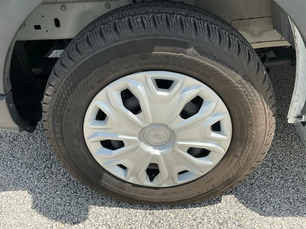 Used 2025 White Ford Base image 34