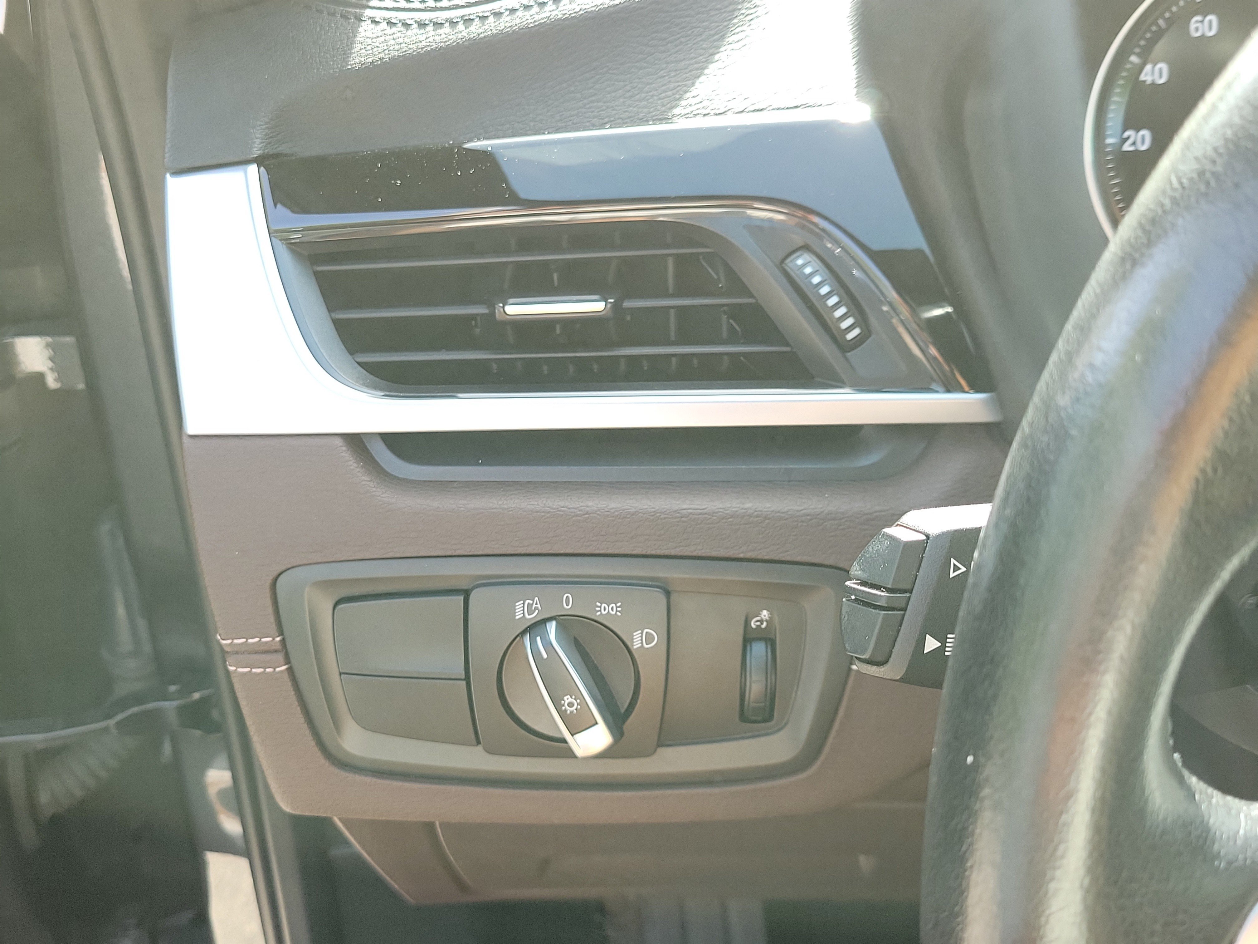 Used 2021 Mineral Gray Metallic BMW sDrive28i image 16