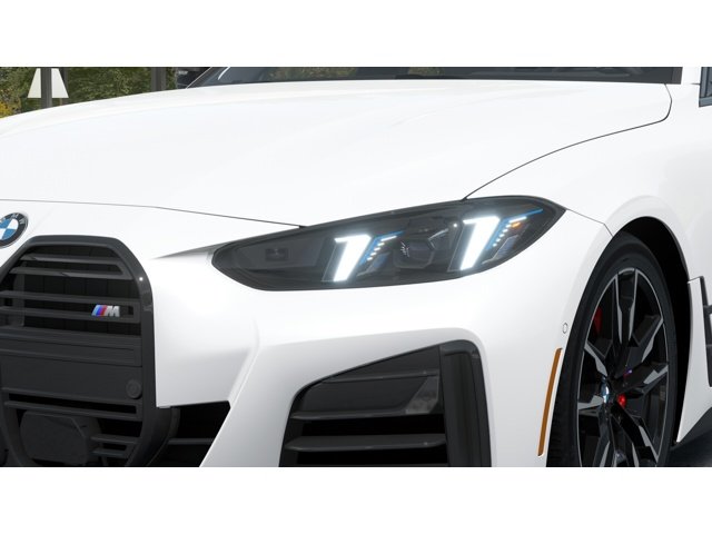 New 2026 Mineral White Metallic BMW M440i image 6