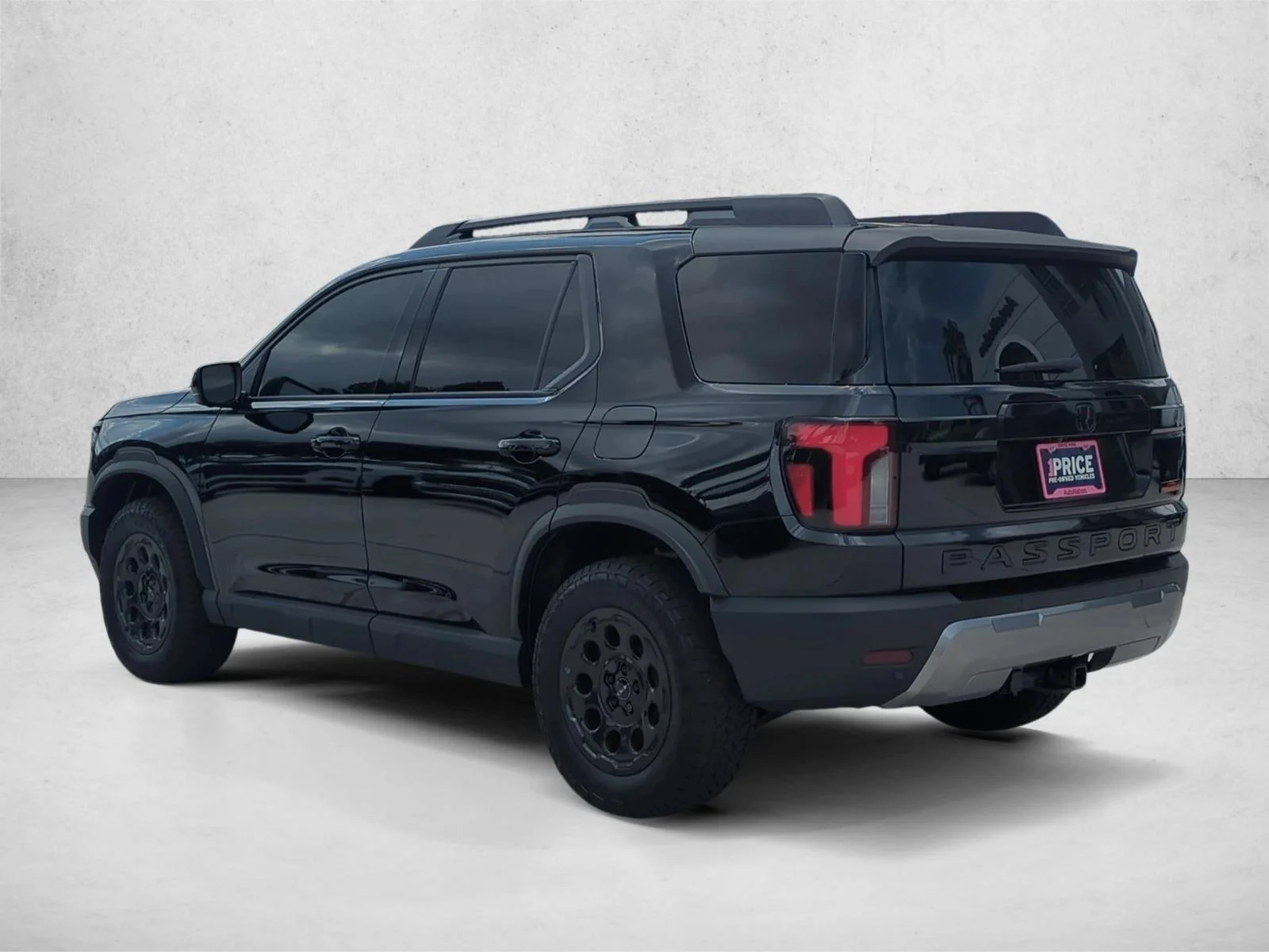 Used 2026 Crystal Black Pear Honda TrailSport Elite Blackout image 8
