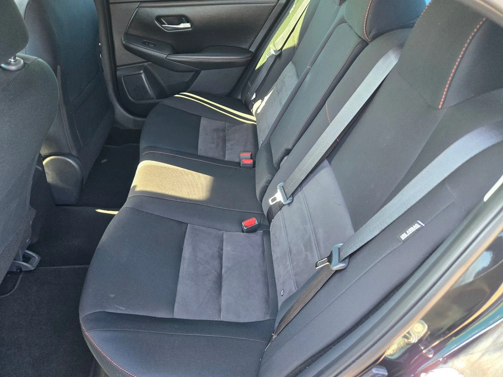 Used 2025 Super Black Nissan SR image 13
