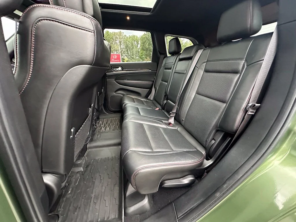Used 2020 Green Metallic Clearcoat Jeep Trailhawk image 8