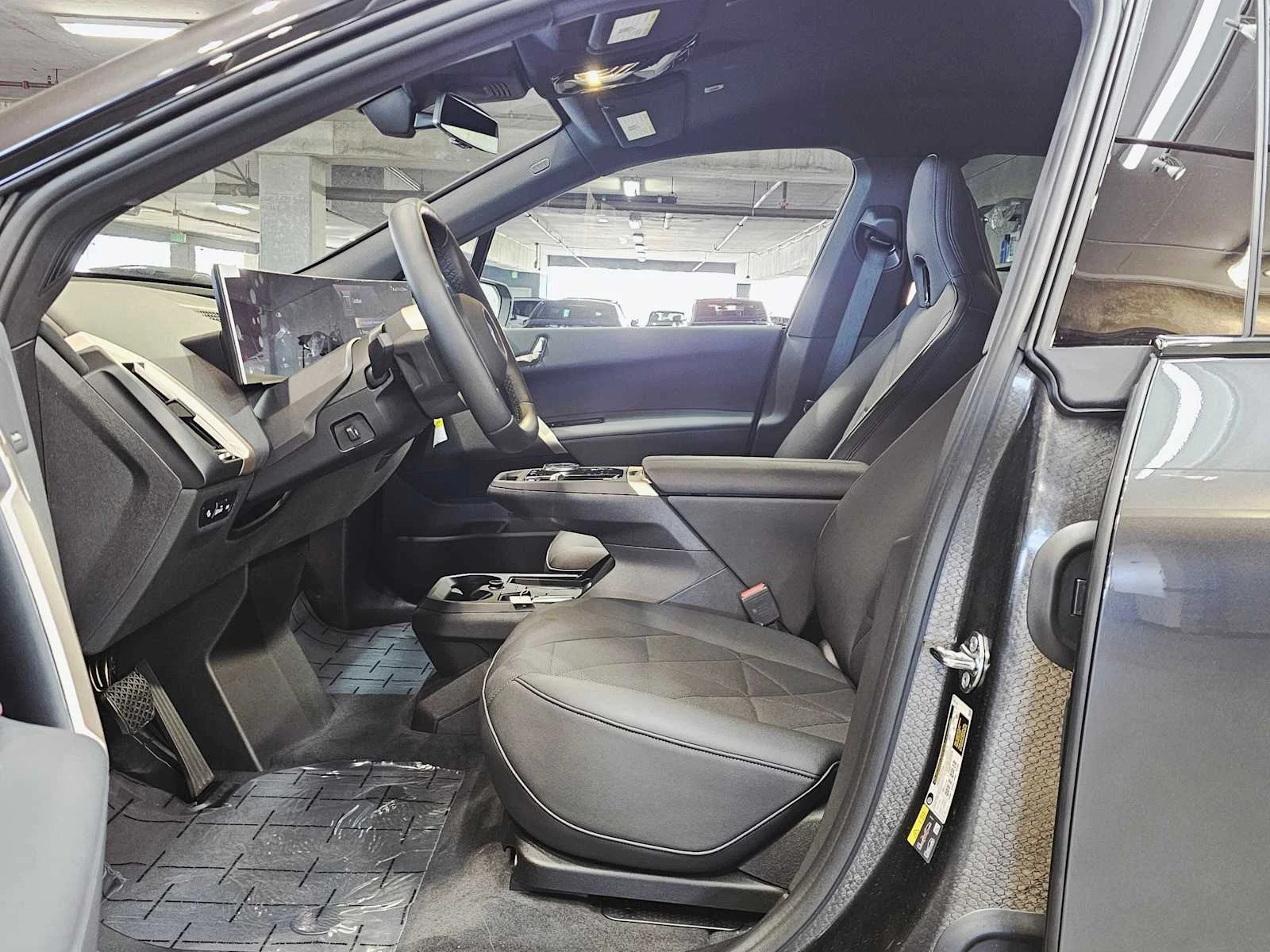 New 2026 Dark Graphite Metallic BMW xDrive45 image 23