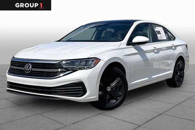 Pre-Owned 2024 Volkswagen Jetta SE