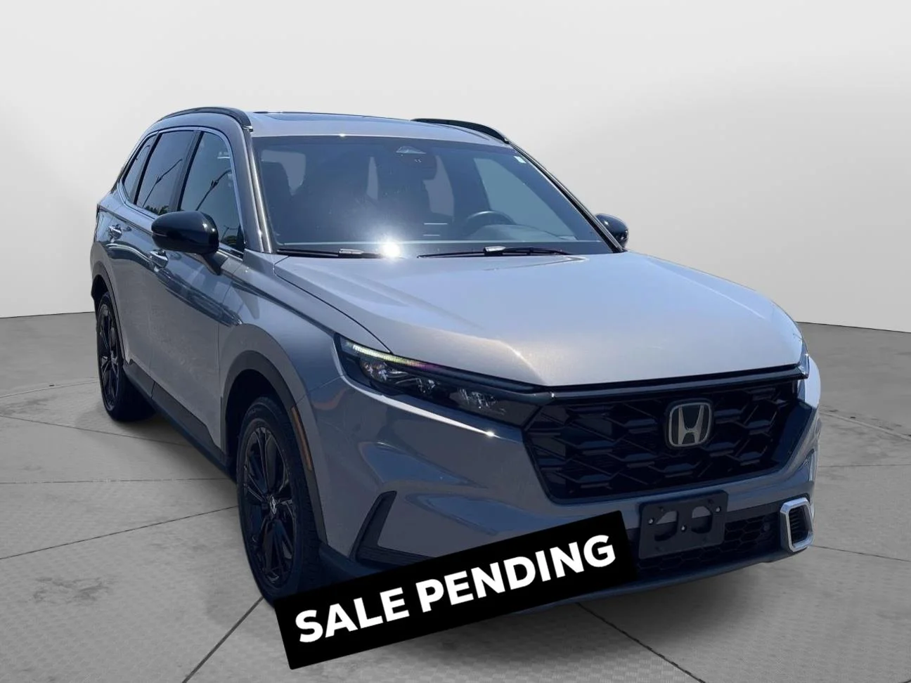 Used 2025 Urban Gray Pearl Honda Sport Touring image 1