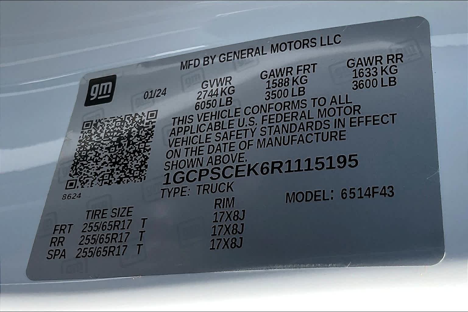 2024 Chevrolet Colorado LT - Photo 30