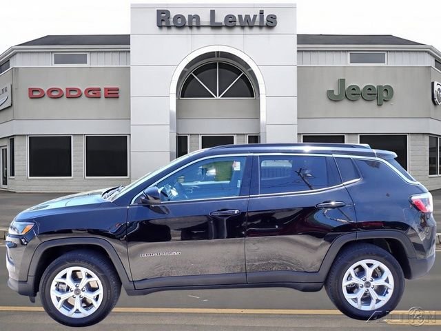 2025 Jeep Compass Latitude 4X4's photo