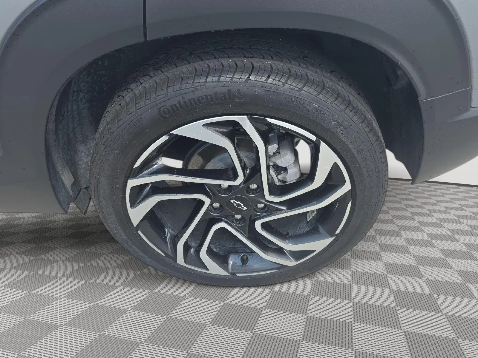 Used 2024 Silver Chevrolet RS image 10