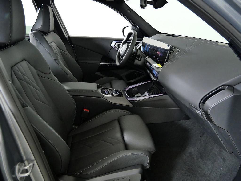 Used 2026 Skyscraper Grey Metallic BMW 30 xDrive image 22