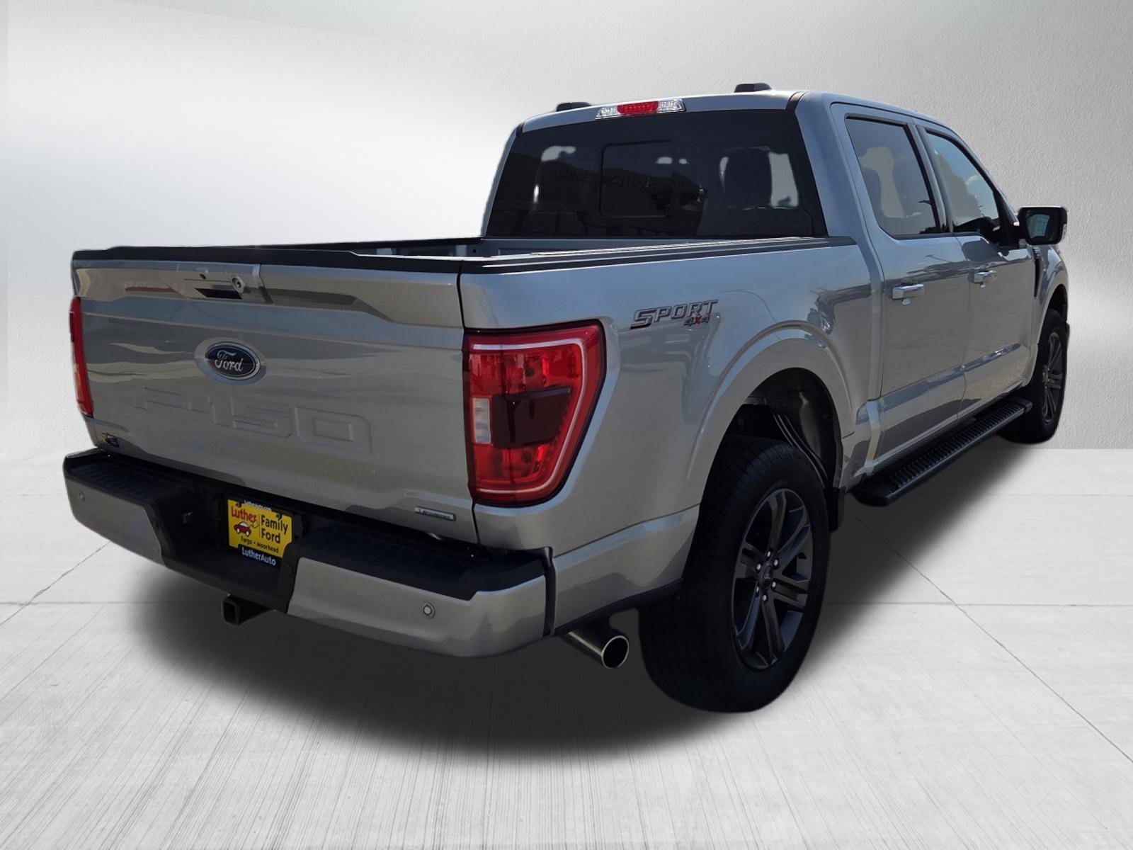 Certified Used 2023 Iconic Silver Metallic Ford XLT image 7