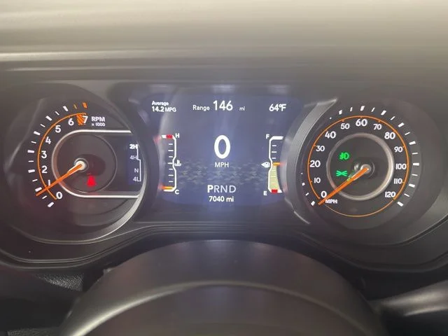 Used 2025 White Jeep Mojave image 17