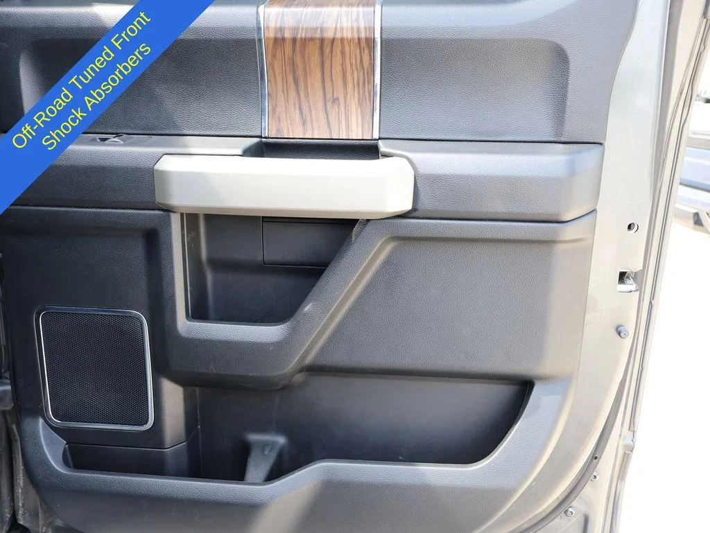 Used 2018 Magnetic Ford Lariat image 13