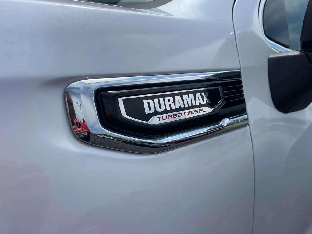 Used 2020 White Frost Tricoat GMC Denali image 19