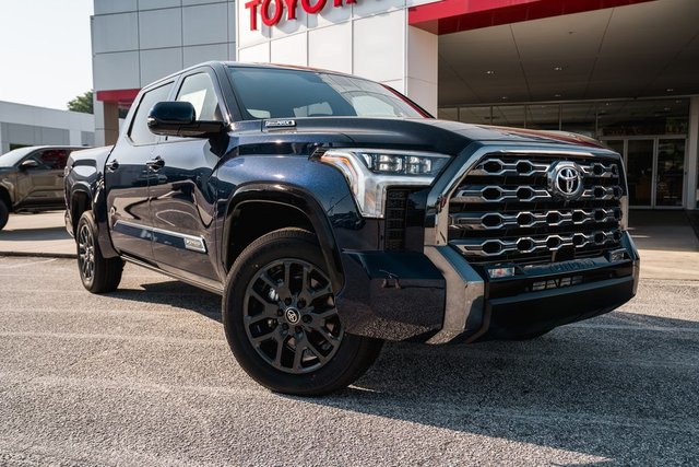 2026 Toyota Tundra i-FORCE MAX Platinum i-FORCE MAX