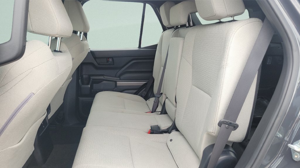 Certified Used 2025  Toyota SR5 image 10