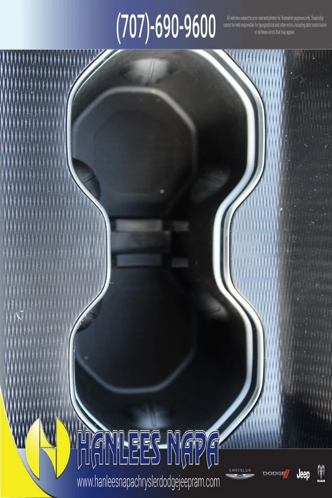 2025 Jeep Grand Cherokee Altitude - Photo 19