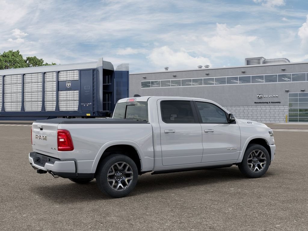 New 2026 Bright White Clear-Coat Exterior Paint RAM Laramie image 4