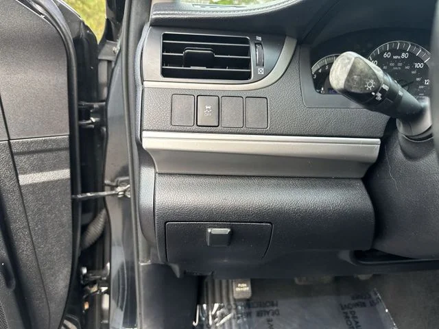 Used 2013 Black Toyota SE image 22