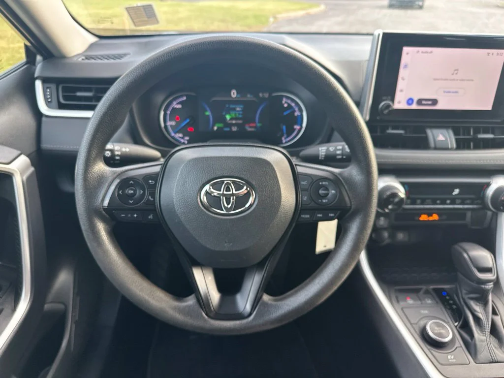 Used 2023 Silver Sky Metallic Toyota LE image 16