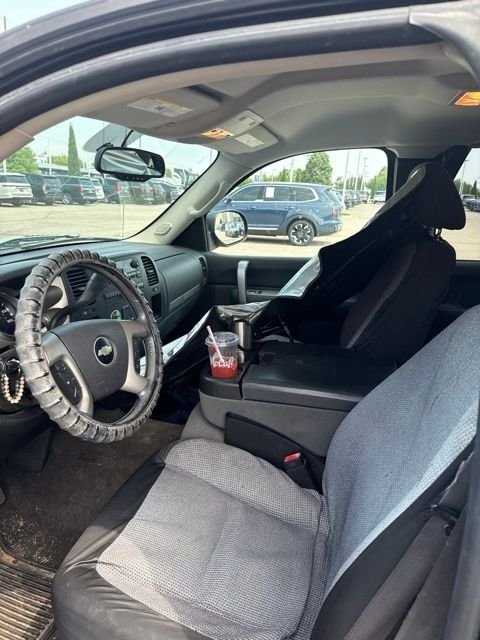 Used 2009 Black Chevrolet LT image 7