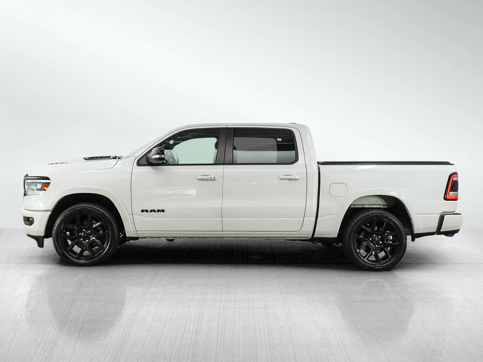Used 2022 RAM Ram 1500 Pickup Laramie with VIN 1C6SRFJT0NN174839 for sale in Hopkins, Minnesota