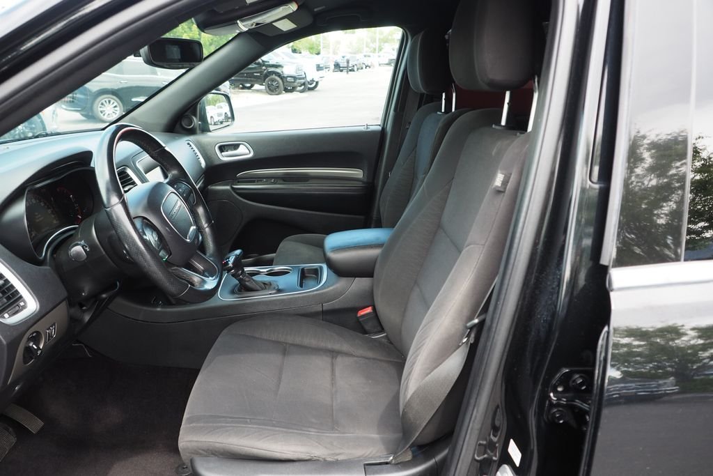 Used 2019 Black Dodge SXT Plus image 13