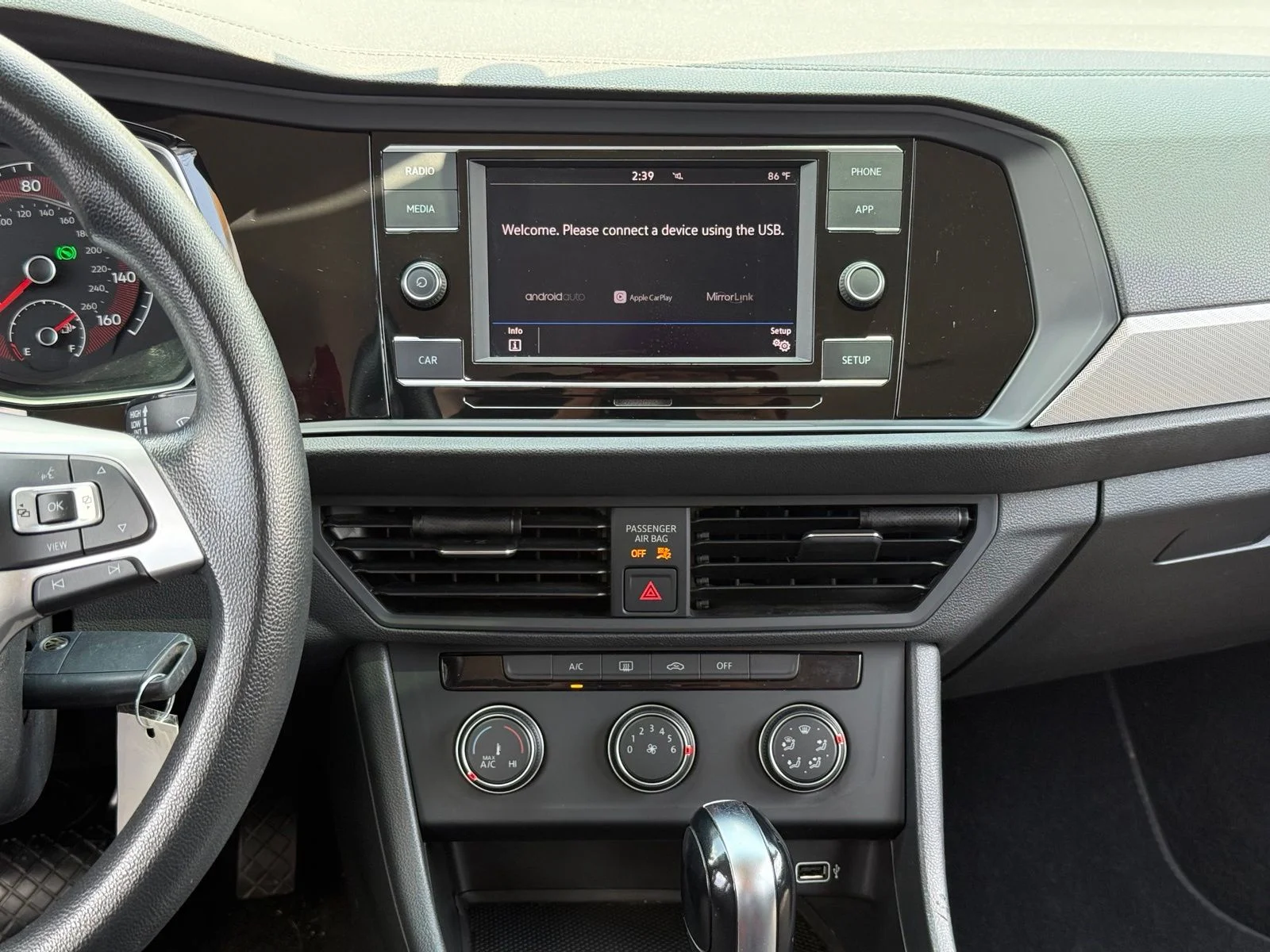 Used 2019 Black Volkswagen 1.4T S image 18